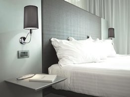 Kinkiet z czarnym abażurem Pujol Eve chrom