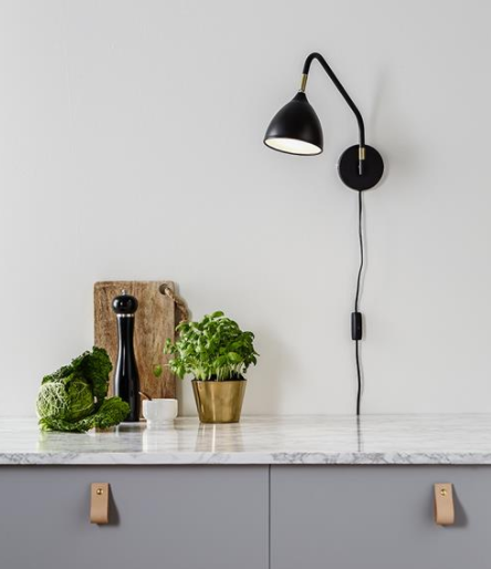 Kinkiet 106081  Markslojd VALENCIA Czarno/Złoty